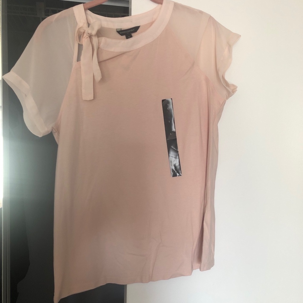NWT Mixed-Media Top With Bow Collar